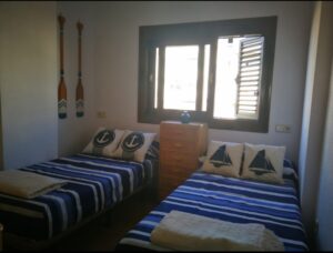 Casa Marinera En El Puerto Deportivo Tomas Maestre